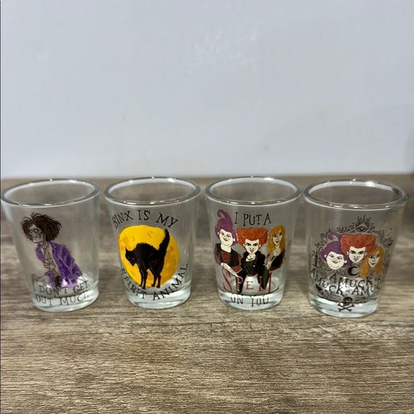 Disney Hocus Pocus Set of Four Shot Glasses Glassware Set - Picture 1 of 4